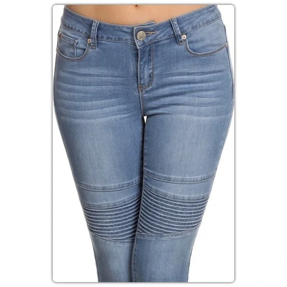 Light Wash Moto Skinny Jeans - Picture 4 of 4